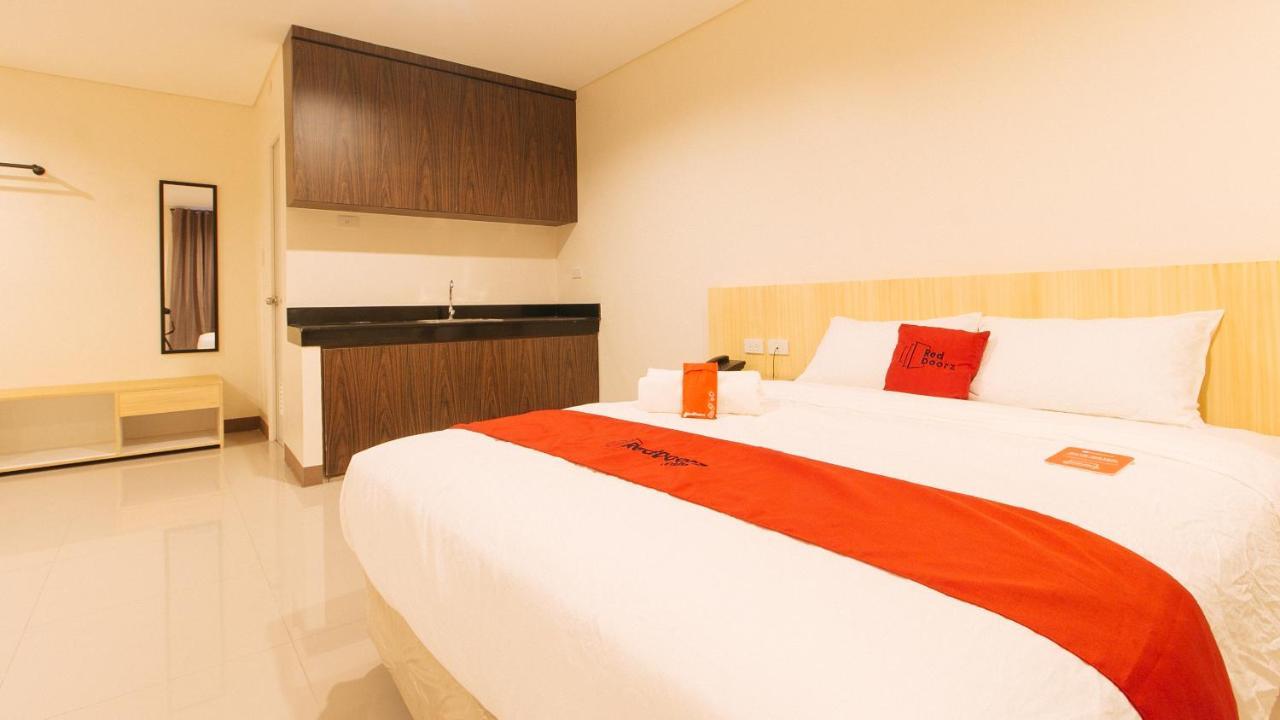 מנילה Reddoorz Plus @ Kaizen Suites Taft Avenue מראה חיצוני תמונה