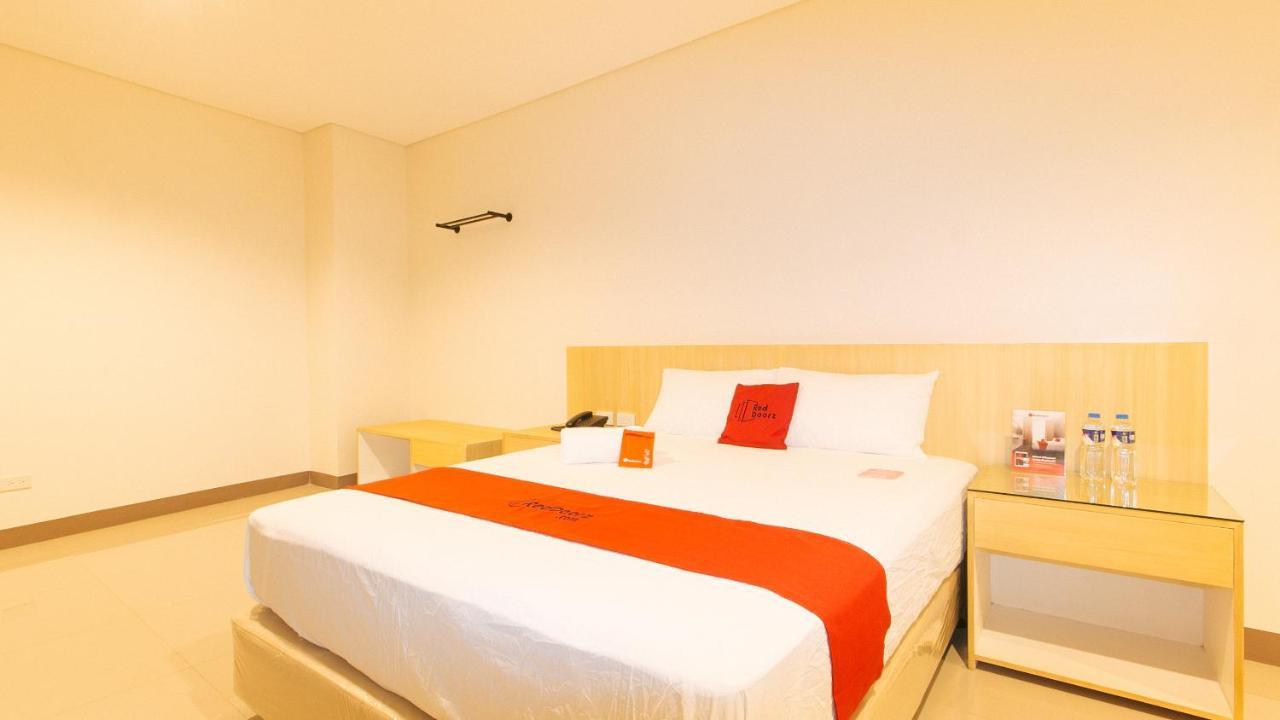 מנילה Reddoorz Plus @ Kaizen Suites Taft Avenue מראה חיצוני תמונה